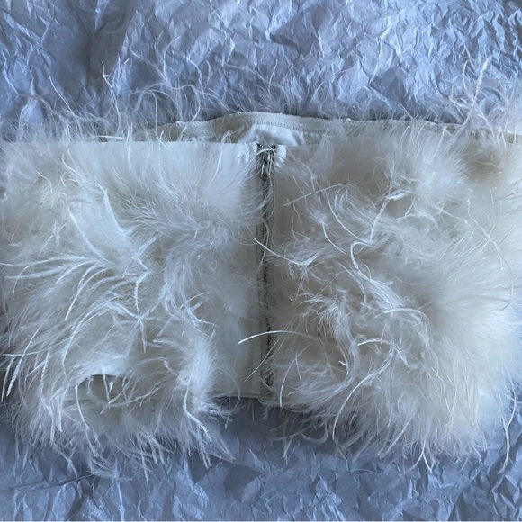 White feather top - Picture 3 of 9